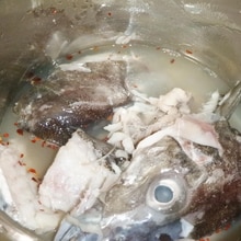 骨まで食べられる 圧力鍋でタラのあら煮 レシピ 作り方 By ひーじゃーまん 楽天レシピ 骨まで食べられる 圧力鍋でタラのあら煮 レシピ 作り方 By ひーじゃーまん 楽天レシピ